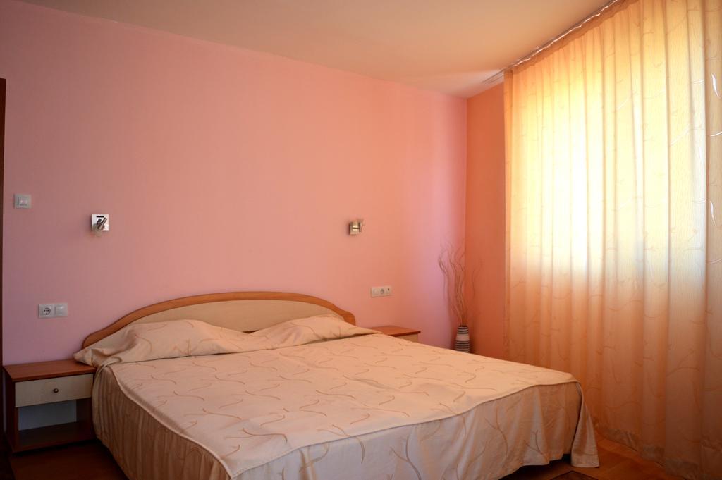 Family Hotel Coral Σωζόπολη Δωμάτιο φωτογραφία